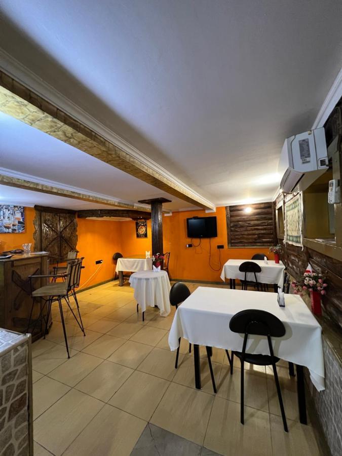 Eco Rooms Batumi Bagian luar foto